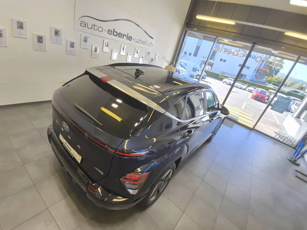 HYUNDAI Kona 65,4 kWh Electric Amplia