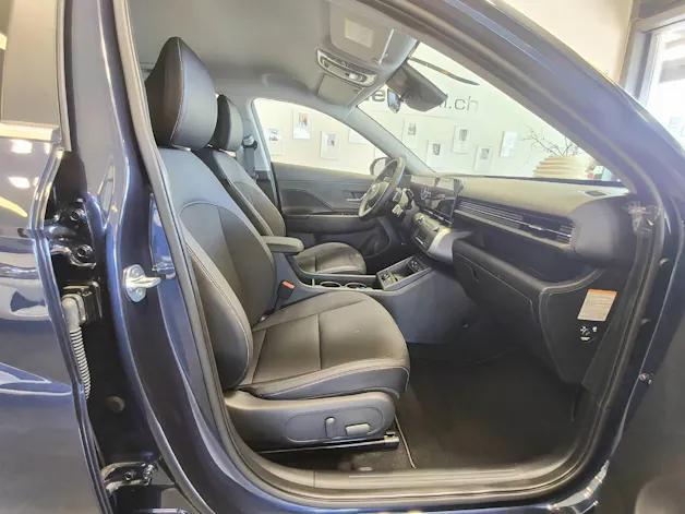 HYUNDAI Kona 65,4 kWh Electric Amplia