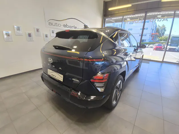 HYUNDAI Kona 65,4 kWh Electric Amplia