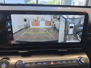 HYUNDAI Kona 65,4 kWh Electric Amplia