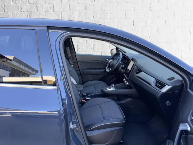 RENAULT Captur 1.3 TCe 140 Intens EDC