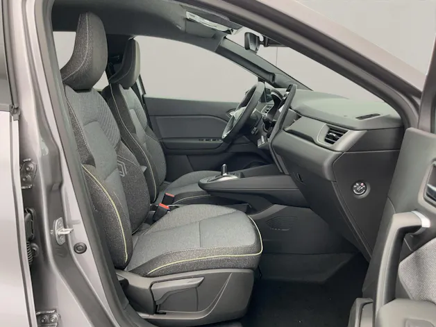 RENAULT Captur 1.8 E-Tech techno