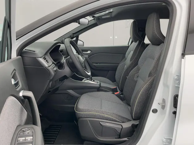 RENAULT Captur 1.8 E-Tech techno