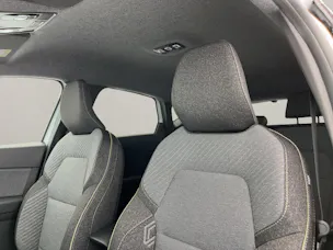RENAULT Captur 1.8 E-Tech techno