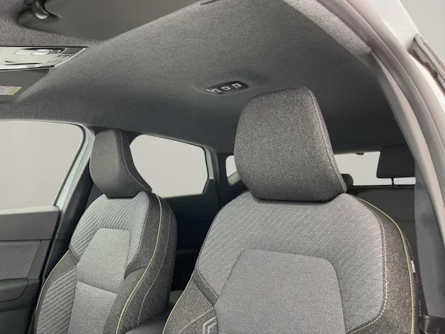 RENAULT Captur 1.8 E-Tech techno