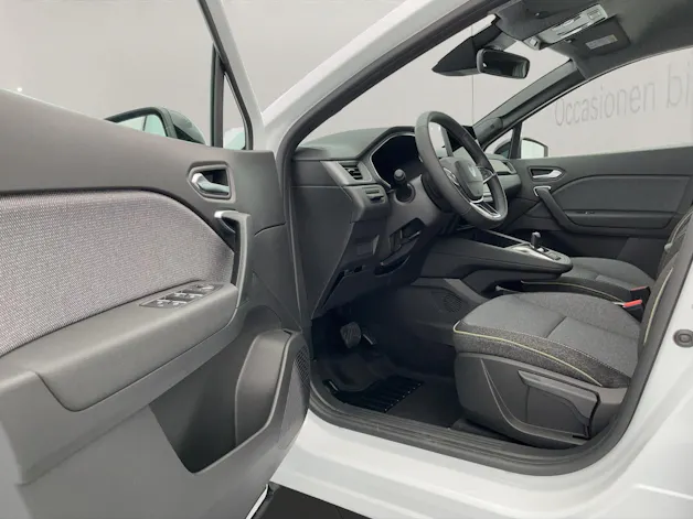 RENAULT Captur 1.8 E-Tech techno