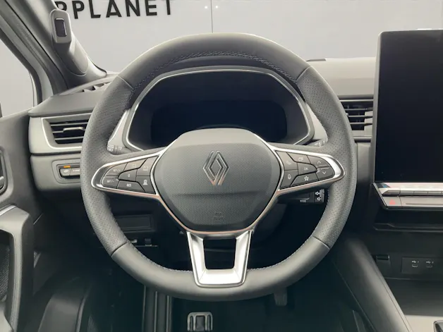 RENAULT Captur 1.8 E-Tech techno