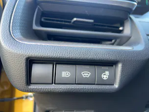 Toyota Prius 2.0 Plug-In-Hybrid Style