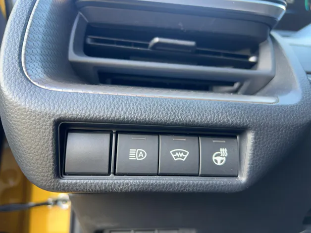 Toyota Prius 2.0 Plug-In-Hybrid Style