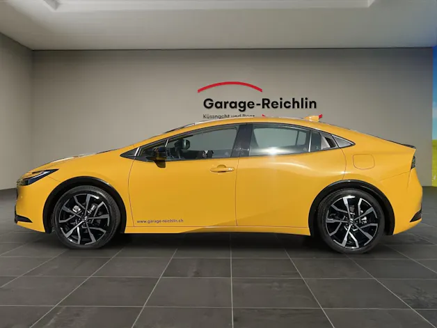Toyota Prius 2.0 Plug-In-Hybrid Style