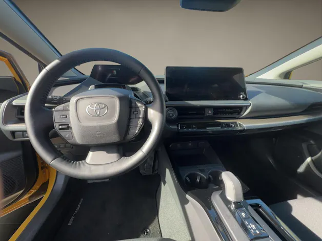 Toyota Prius 2.0 Plug-In-Hybrid Style
