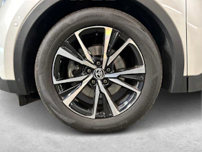 https://vehicle.imgix.net/4506823/3675503c-0500-48c4-b63d-8933fdf9a5c8.jpg