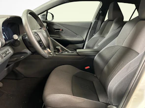image du véhicule TOYOTA C-HR 2.0 HEV Trend 4x4