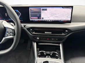 https://vehicle.imgix.net/4506865/673a35bf-d3fa-4ba5-be56-42cdca212b6b.jpg