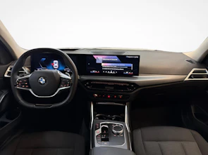 image du véhicule BMW 320d xDrive Touring