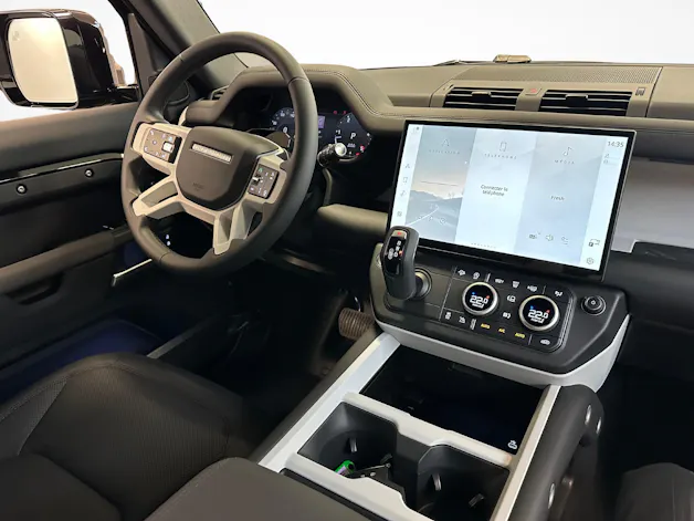 Land Rover Defender 90 3.0 D I6 250 X-Dynamic SE
