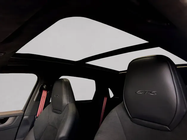 PORSCHE Cayenne GTS