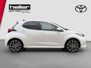 Toyota Yaris 1.5 VVT-i HSD Trend