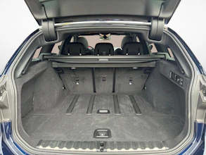 https://vehicle.imgix.net/4506908/6c803f4f-a96f-4f4d-a17e-4f13eb0f37c2.jpg