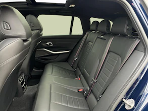 https://vehicle.imgix.net/4506908/c68d9188-15aa-4a75-b551-5cd4845b15a8.jpg