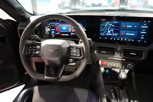 FORD Mustang Coupé 5.0 V8 Dark Horse