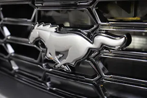 FORD Mustang Coupé 5.0 V8 Dark Horse