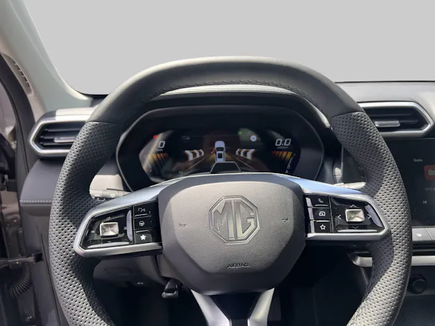 MG ZS 1.5 Hybrid+ Luxury