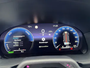 Toyota Yaris 1.5 VVT-i HSD Premium