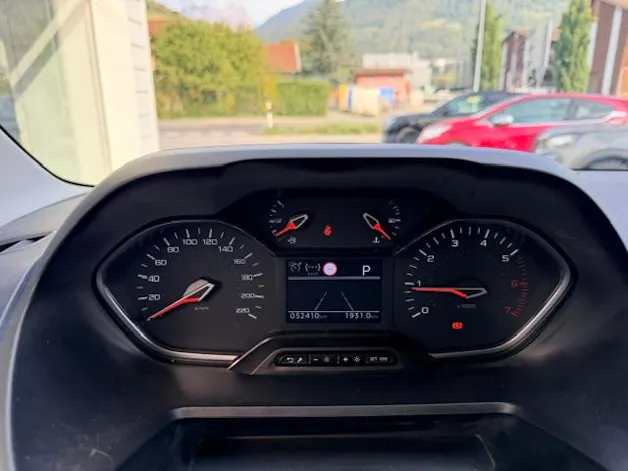 PEUGEOT Rifter Long 1.2 PureTech 130 Allure Pack 7P