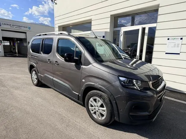 PEUGEOT Rifter Long 1.2 PureTech 130 Allure Pack 7P
