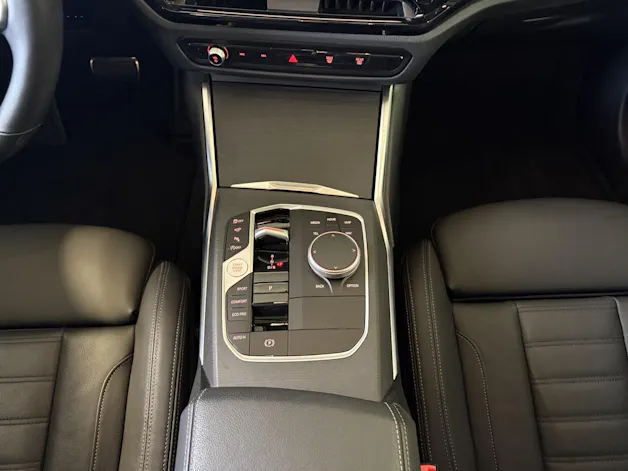 BMW 330i xDrive M-SportPaket Pro