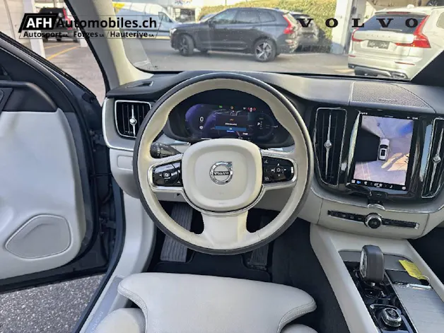 VOLVO XC60 2.0 T6 TE Ultimate Dark eAWD