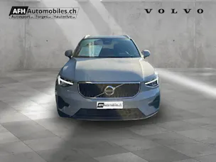 VOLVO XC40 2.0 B3 MH Core
