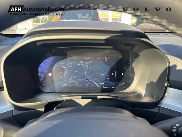 VOLVO XC40 2.0 B3 MH Core