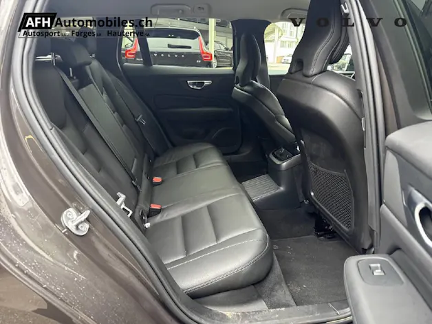 VOLVO V60 2.0 T6 TE Plus Dark eAWD