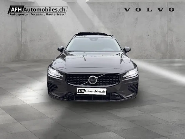 VOLVO V60 2.0 T6 TE Plus Dark eAWD