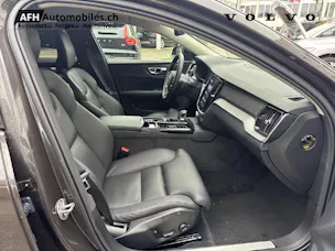 VOLVO V60 2.0 T6 TE Plus Dark eAWD