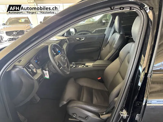 VOLVO XC60 2.0 T6 TE Ultimate Dark eAWD