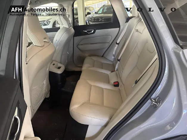 VOLVO XC60 2.0 T6 TE Ultimate Dark eAWD