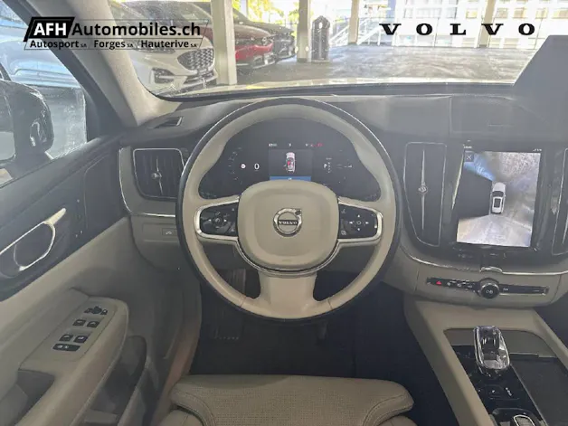 VOLVO XC60 2.0 T6 TE Ultimate Dark eAWD
