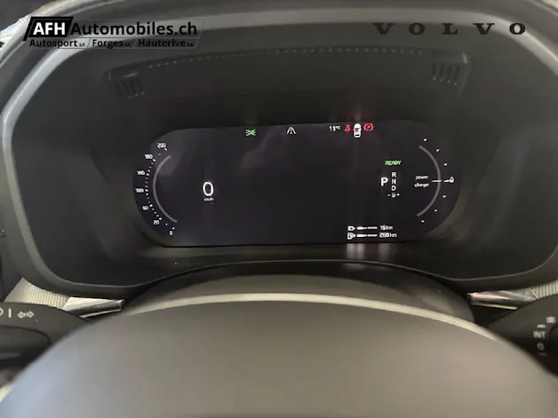 VOLVO XC60 2.0 T6 TE Ultimate Dark eAWD