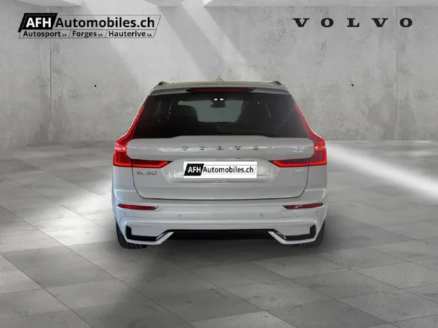 VOLVO XC60 2.0 T6 TE Ultimate Dark eAWD
