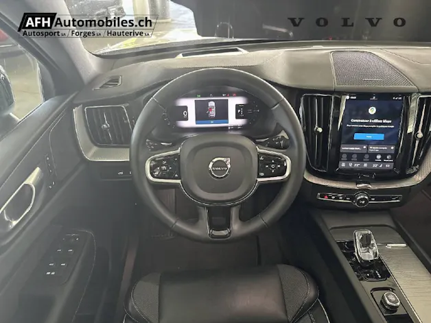 VOLVO XC60 2.0 T6 TE Ultimate Dark eAWD
