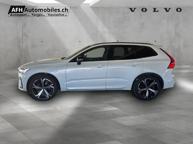 VOLVO XC60 2.0 T6 TE Ultimate Dark eAWD