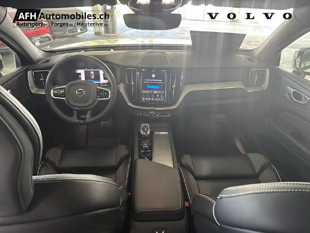 VOLVO XC60 2.0 T6 TE Ultimate Dark eAWD