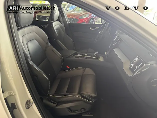 VOLVO XC60 2.0 T6 TE XCENTRIC eAWD