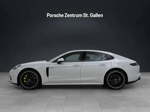 PORSCHE Panamera 4 E-Hybrid