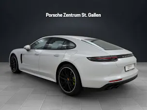 PORSCHE Panamera 4 E-Hybrid