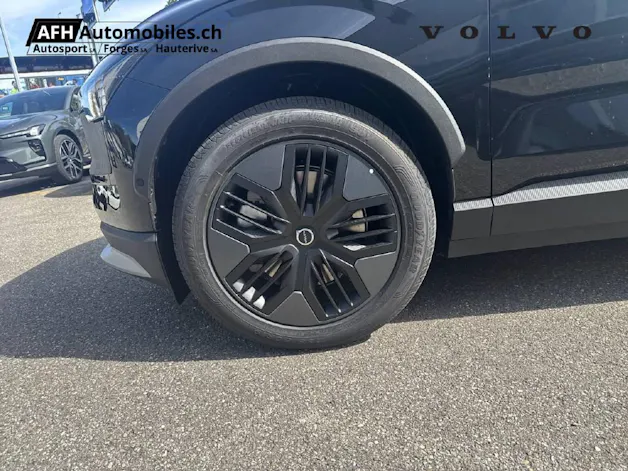 VOLVO EX30 CC E60 Twin Performance AWD