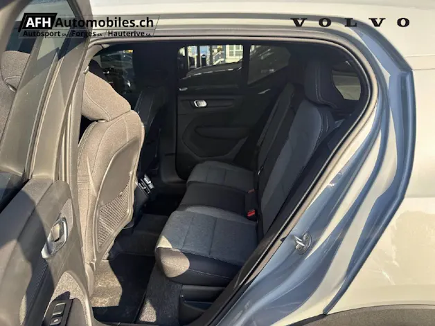 VOLVO XC40 1.5 T3 Momentum
